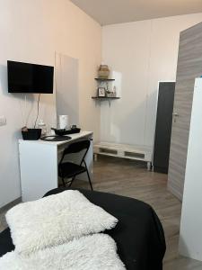 TV a/nebo společenská místnost v ubytování BeB Casa di Lia
