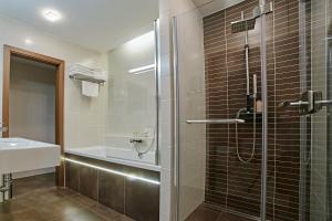 A bathroom at Hotel Turiec