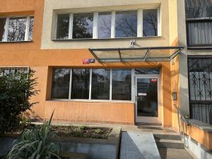 Budova, v ktorej sa apartmán nachádza