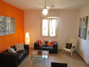 Posezení v ubytování Cozy apartment in Gagliano del Capo 60 m² with spacious balcony