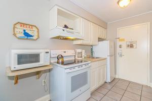 Nhà bếp/bếp nhỏ tại Sea Mist 51405 +19 ảnh