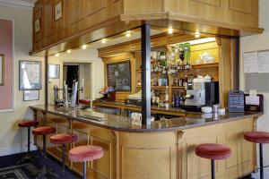 Lounge atau bar di Royal Victoria Hotel