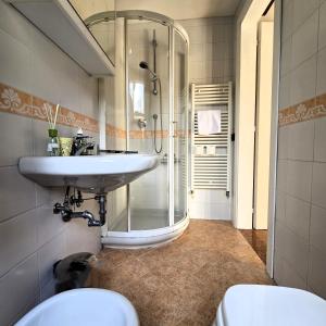 Et badeværelse på Anna's Garden Venice