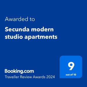 Vottorð, verðlaun, skilti eða annað skjal til sýnis á Modern studio apartments