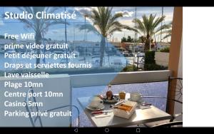 Foto de la galeria de Cap Capistol Studio le Cap d'Agde vue port a Cap d'Agde