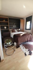 A bed or beds in a room at Apartment Beach Front Canet