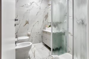 Kúpeľňa v ubytovaní Zara Home - Central Station - 10' Duomo - San Siro