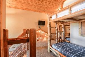 Postel nebo postele na pokoji v ubytování Alpine Escape + 34 fotografií