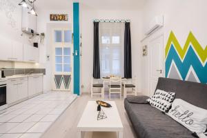 Triangle Apartment - FREE PARKING! 1082 Budapest, 7 Leonardo da Vinci utca kép - 2