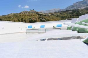 Fotografie z fotogalerie ubytování Villa Mel I - Luxury Waterfront Villa Downtown with Pool! v Podgoře