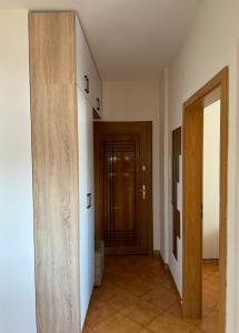 Fotografie z fotogalerie ubytování SkyView Oasis Premium Apartment v destinaci Tirana