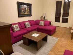 A seating area at Prime location 2 bed rooms Apartment , near the Nile & Cairo Center