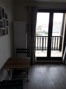 Μπαλκόνι ή βεράντα στο Appartement à 100 mètres de la plage +3 φωτογραφίες