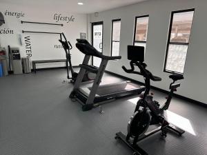 Fitness centrum a/nebo fitness zařízení v ubytování Baja Inn Hoteles Ensenada