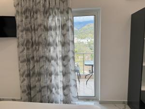 Üldine mäevaade või majutusasutusest Ionian View B&B pildistatud vaade