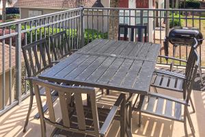 Balkón nebo terasa v ubytování Turnberry Villas #8521