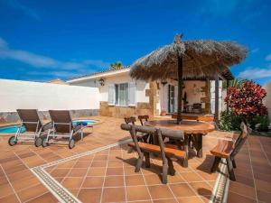 Patio nebo venkovní prostory v ubytování Villa in Corralejo near Playa de Palomitas