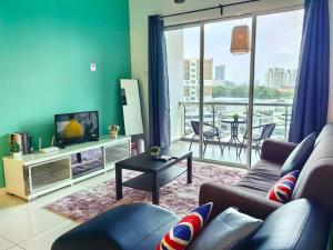 Χώρος καθιστικού στο SA 1-10PAX SkyPod Puchong 2Room IOI Mall LRT WiFi