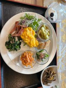 酒店内部或周边提供的食物