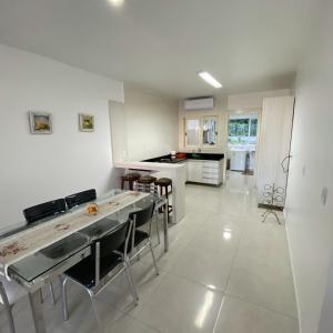 Η κουζίνα ή μικρή κουζίνα στο Pousada Villa Koller