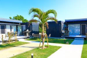 Zahrada ubytování Rakuten STAY VILLA Miyakojima Maehama Beach