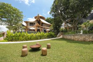 Zahrada ubytování Ahura 5BR Oceanview, 5 Minutes to Bingin Beach