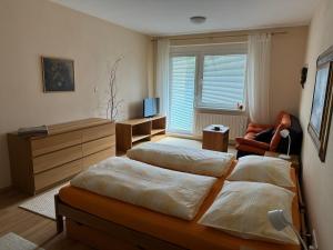 Postel nebo postele na pokoji v ubytování Bystra 150