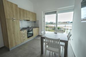 Η κουζίνα ή μικρή κουζίνα στο Villa Anastasia Apartment