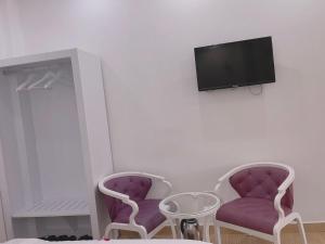TV a/nebo společenská místnost v ubytování Phuong Vy Hotel