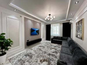 Χώρος καθιστικού στο New Apartment near the Savitsky Museum and Central Bazaar