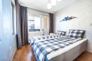 Gambar di galeri bagi 2BD App in Bojurland FREE Pool SPA Parking and Skishuttle di Bansko