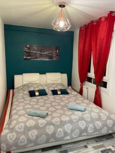 Postel nebo postele na pokoji v ubytování Super appartement By live cité gastronomique