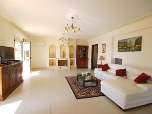 Gallery image of Villa Mandola in Mánganos