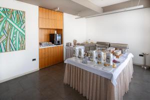 Kuchyň nebo kuchyňský kout v ubytování Hotel Vrilo - Adults Only