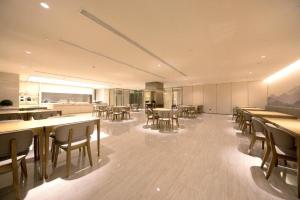 Gallery image of Ji Hotel Ordos Wanzheng Plaza in Zhaoyoufang