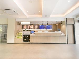 De lobby of receptie bij Hanting Premium Hotel Youjia Suzhou Guanqian Street