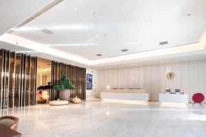 Lobbyn eller receptionsområdet på Ji Hotel Shijiazhuang Jianshe Beidajie