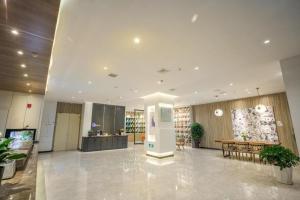 Lobby/Rezeption in der Unterkunft Hanting Hotel Nanjing Dengzhou Zhongjing Road