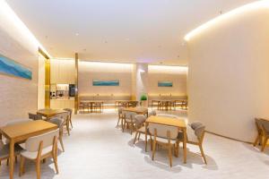 Restoranas ar kita vieta pavalgyti apgyvendinimo įstaigoje Ji Hotel Nanchang Tengwang Pavilion