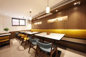Khu vực lounge/bar tại Hanting Premium Hotel Hefei Wuhu Road Wanda Plaza