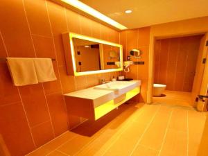 Kupatilo u objektu Starway Hotel Jining Taibai Middle Road Yunhecheng