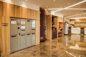 Gallery image of Hanting Premium Hotel Ordos Kangbashi Scenic in Ordos
