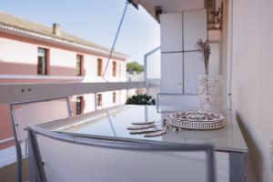 Balkón nebo terasa v ubytování Zampeli Apartment