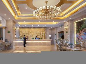 Lobby eller resepsjon på Vienna Hotel Yueyang East Station