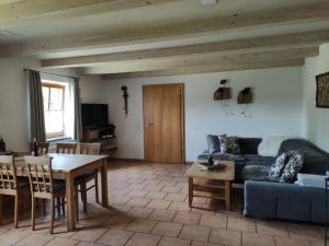 Χώρος καθιστικού στο Attractive apartment in Bavaria