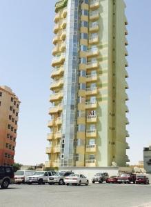 Gallery image of Bneid Al Gar Penthouse Entire Apartment 3 Bedroom Family Only in Kuwait