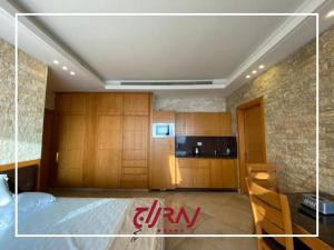 Sjónvarps- og/eða afþreyingartæki á Raj Hotel