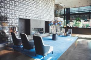 Posezení v ubytování DoubleTree by Hilton Zagreb