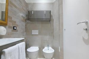 Koupelna v ubytování 5Rooms