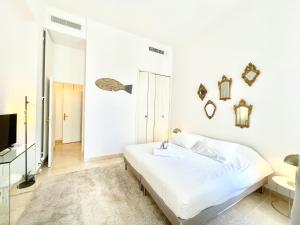 Posteľ alebo postele v izbe v ubytovaní Marina Luxury 3 bedroom by Welcome to Cannes